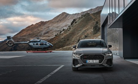 2023 Audi RS Q3 Sportback 10 Years Edition (Color: Chronos Grey Matallic) Front Wallpapers 450x275 (36)