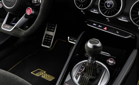 2023 Audi TT RS Coupé Iconic Edition (Color: Nardo Grey) Central Console Wallpapers 450x275 (102)