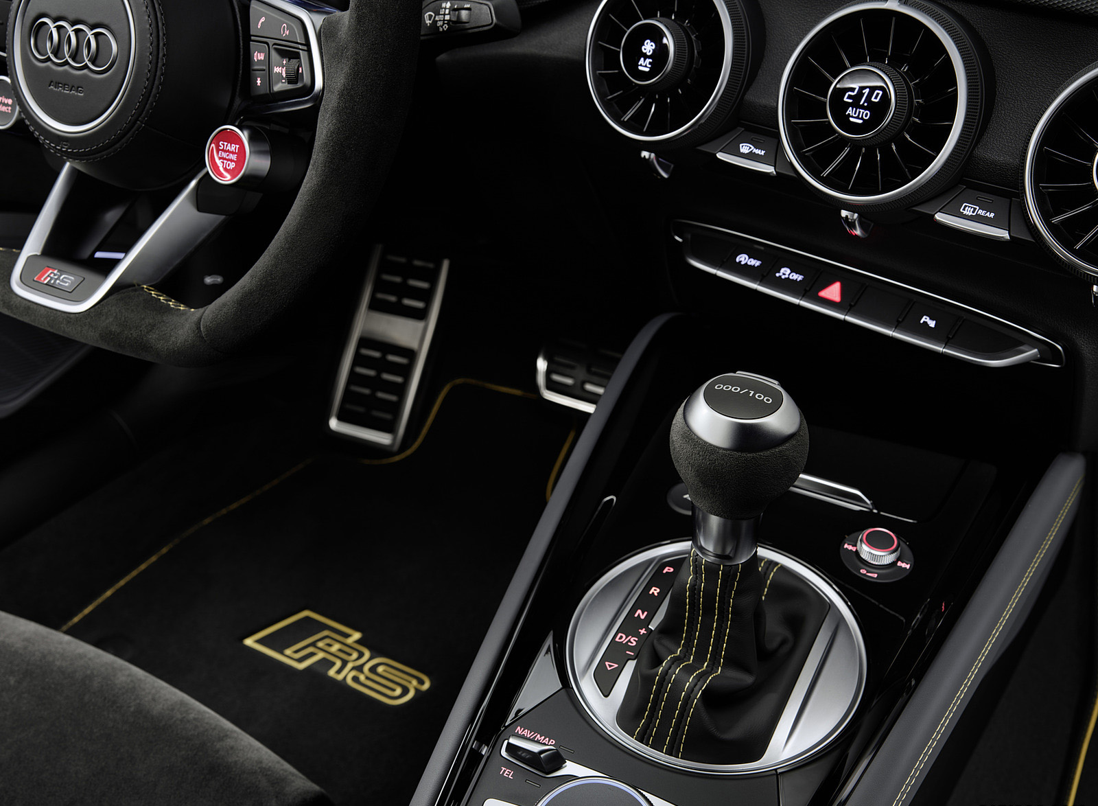 2023 Audi TT RS Coupé Iconic Edition (Color: Nardo Grey) Central Console Wallpapers #102 of 105