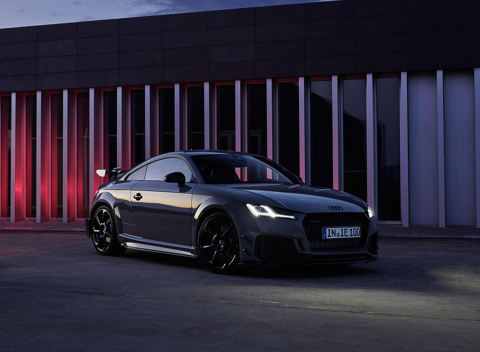 2023 Audi TT RS Coupé Iconic Edition (Color: Nardo Grey) Front Three-Quarter Wallpapers #42 of 105