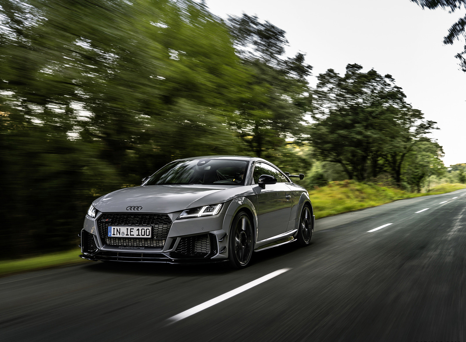 2023 Audi TT RS Coupé Iconic Edition (Color: Nardo Grey) Front Three-Quarter Wallpapers #16 of 105