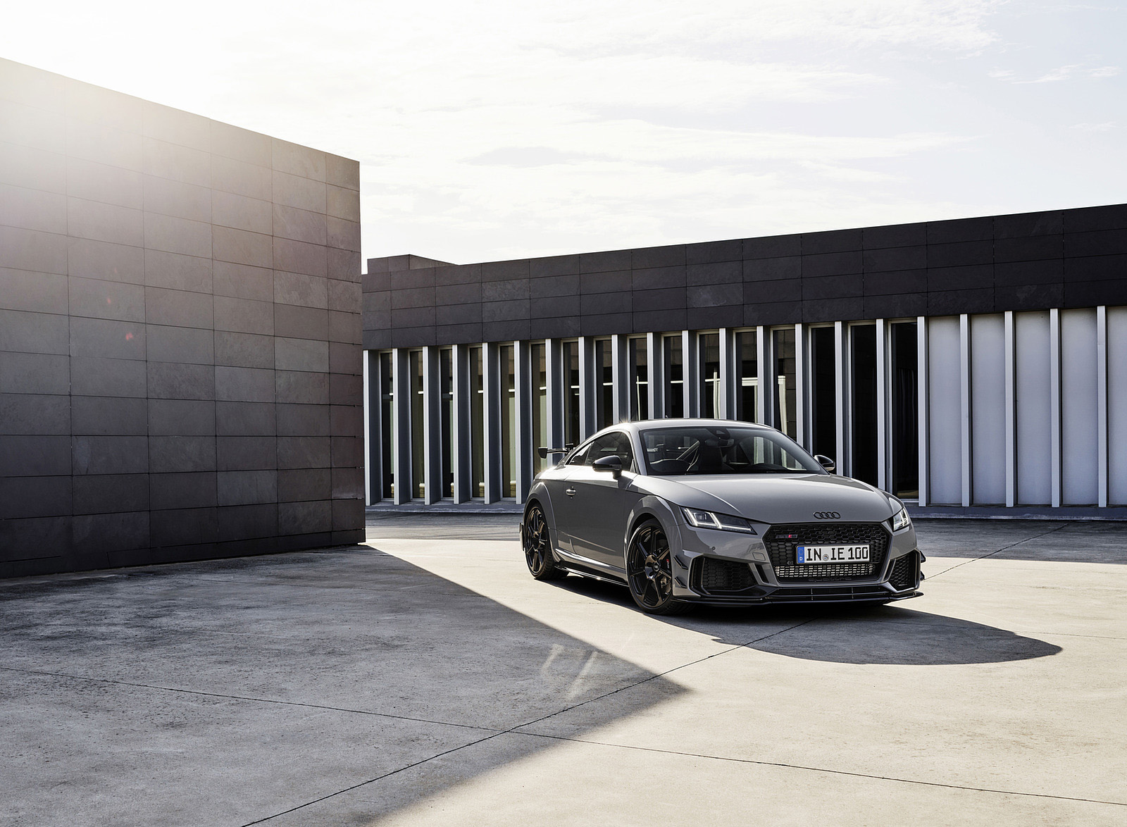 2023 Audi TT RS Coupé Iconic Edition (Color: Nardo Grey) Front Wallpapers #62 of 105