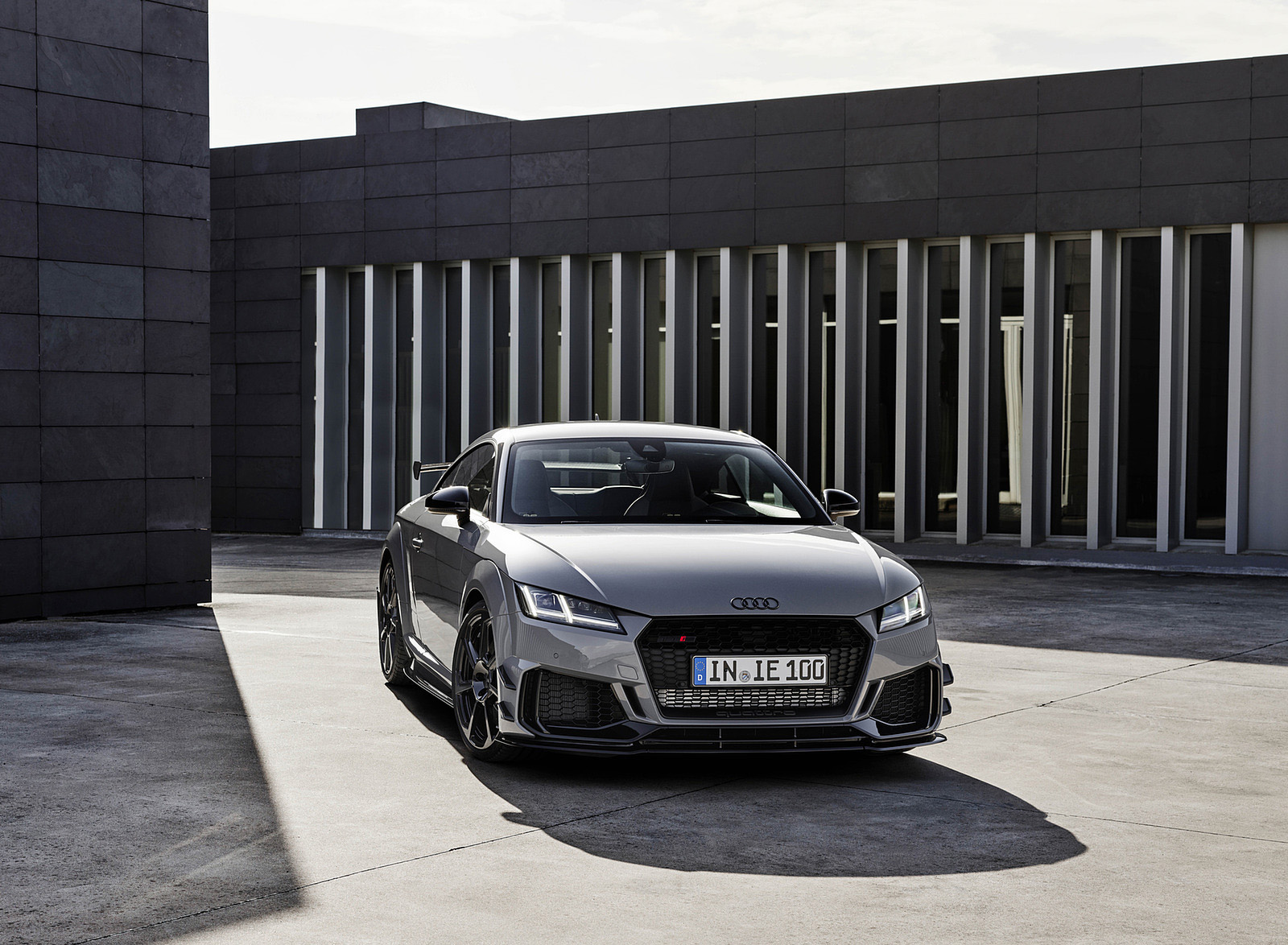 2023 Audi TT RS Coupé Iconic Edition (Color: Nardo Grey) Front Wallpapers #64 of 105