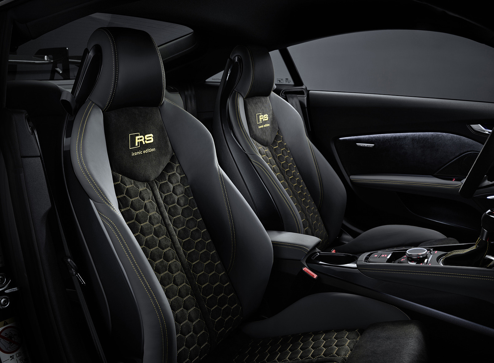 2023 Audi TT RS Coupé Iconic Edition (Color: Nardo Grey) Interior Seats Wallpapers #103 of 105