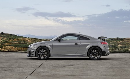 2023 Audi TT RS Coupé Iconic Edition (Color: Nardo Grey) Side Wallpapers 450x275 (74)
