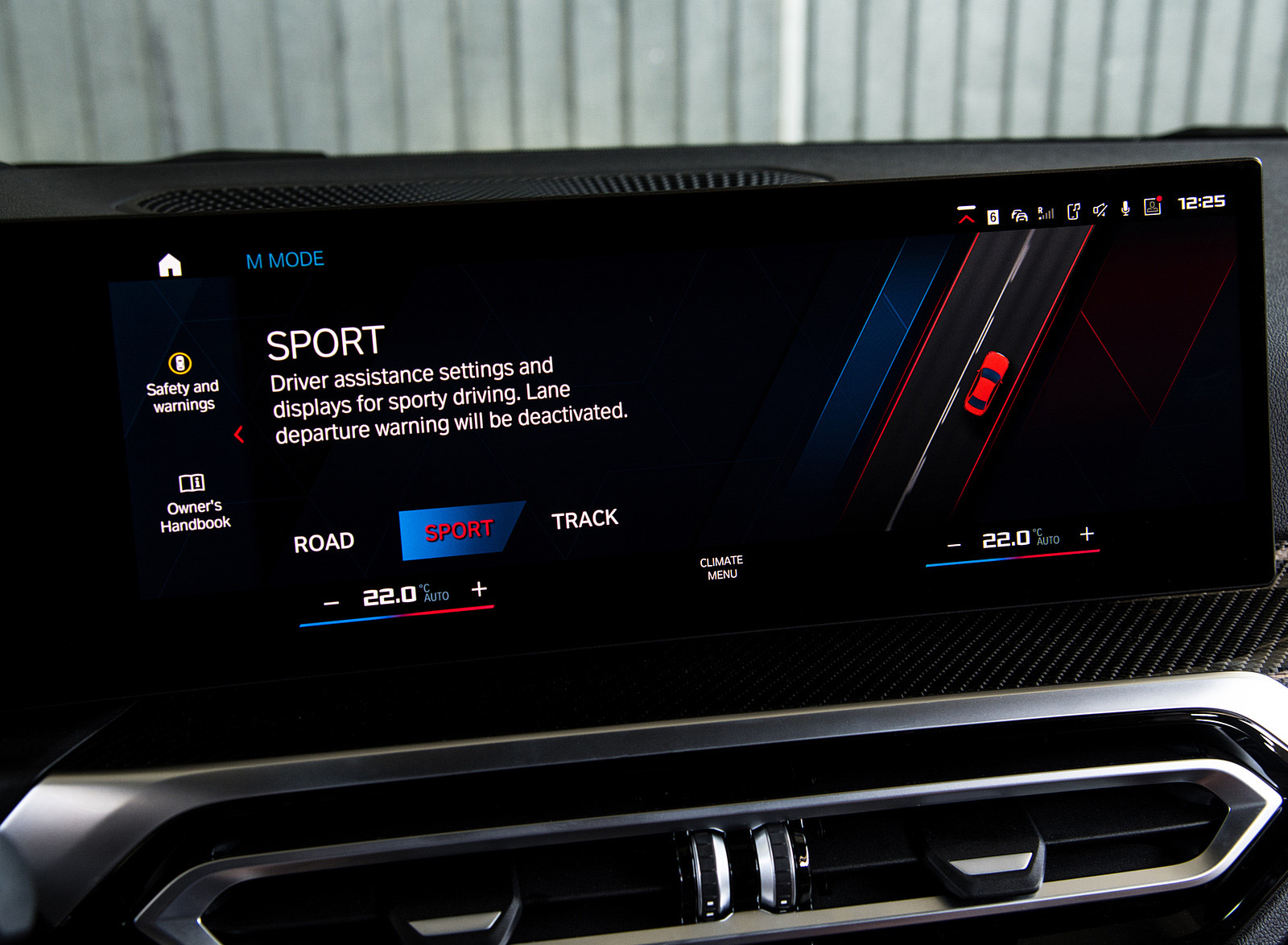 2023 BMW M2 Central Console Wallpapers  #138 of 213