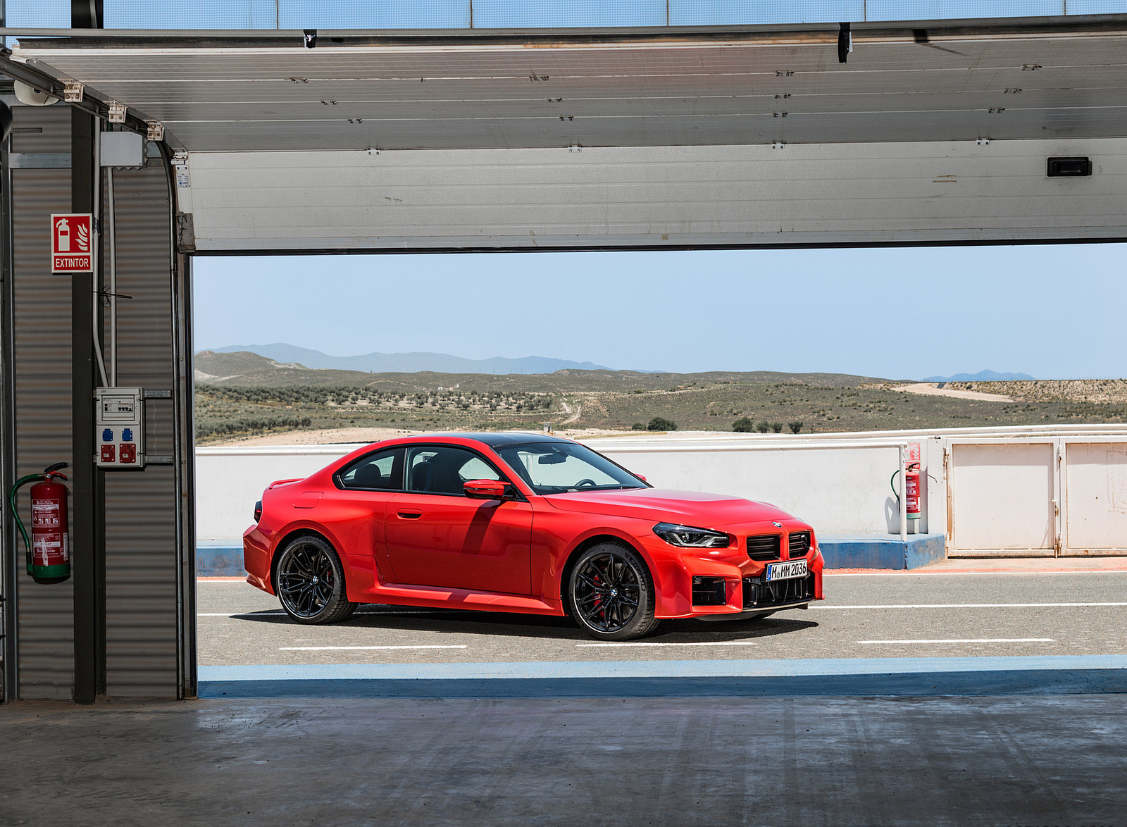 2023 BMW M2 Front Three-Quarter Wallpapers #121 of 213