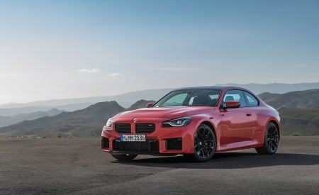 2023 BMW M2 Front Three-Quarter Wallpapers 450x275 (110)