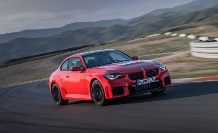 2023 BMW M2 Front Three-Quarter Wallpapers  450x275 (41)