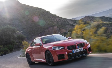 2023 BMW M2 Front Three-Quarter Wallpapers  450x275 (72)