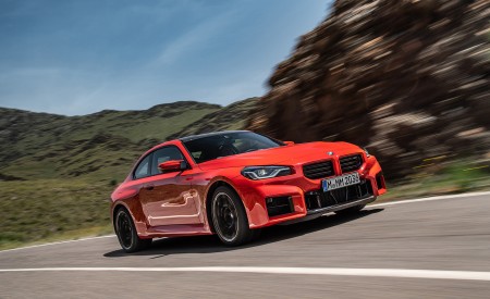 2023 BMW M2 Front Three-Quarter Wallpapers 450x275 (77)
