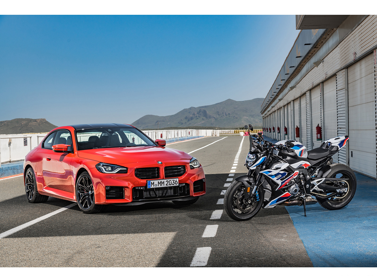 2023 BMW M2 and BMW M 1000 R Wallpapers  #192 of 213