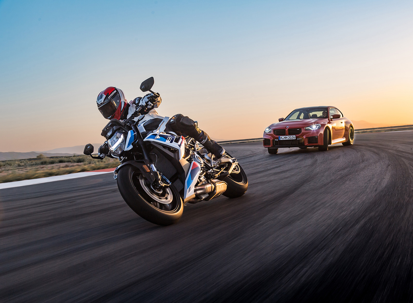 2023 BMW M2 and BMW M 1000 R Wallpapers #176 of 213