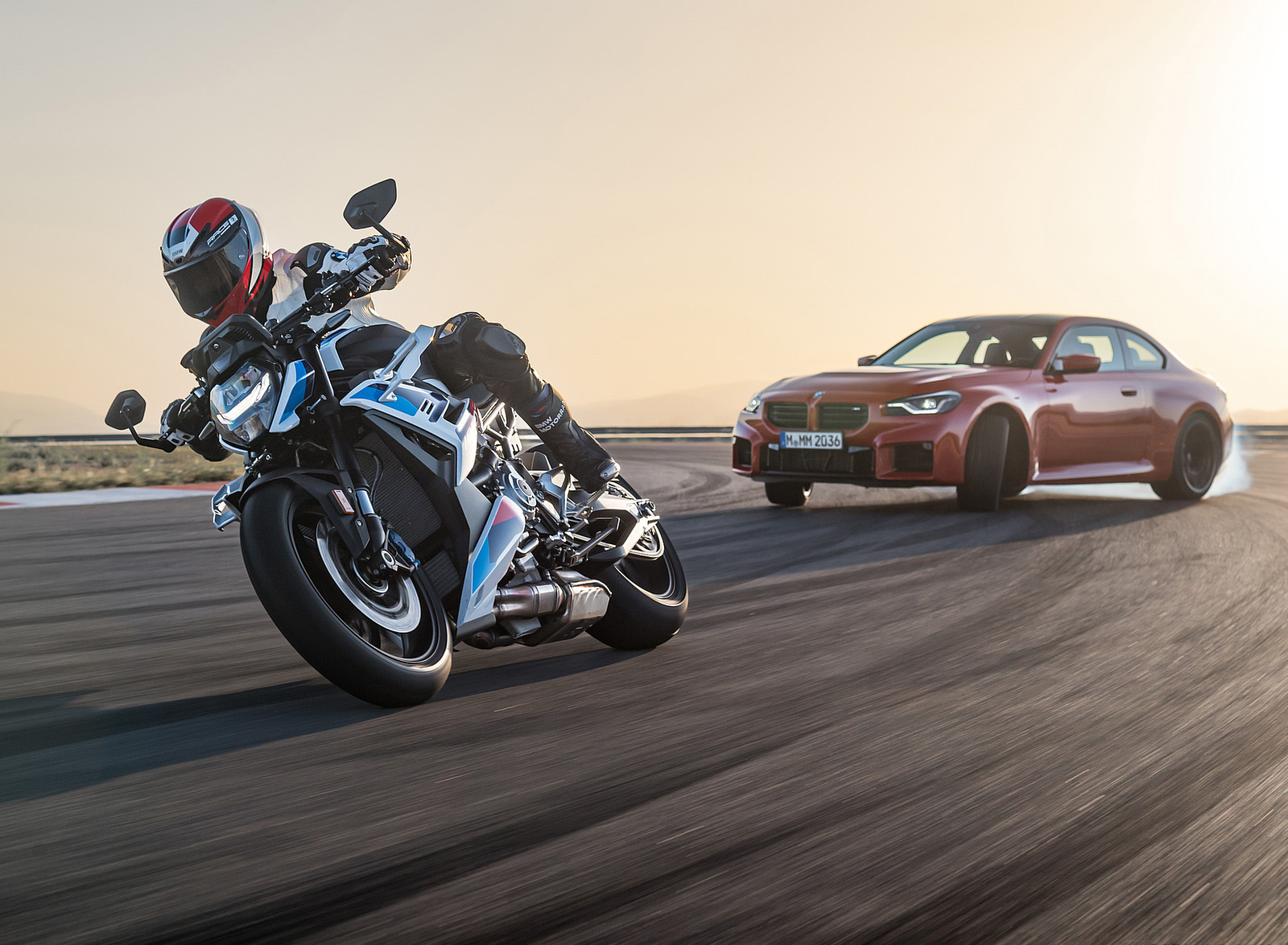 2023 BMW M2 and BMW M 1000 R Wallpapers  #188 of 213