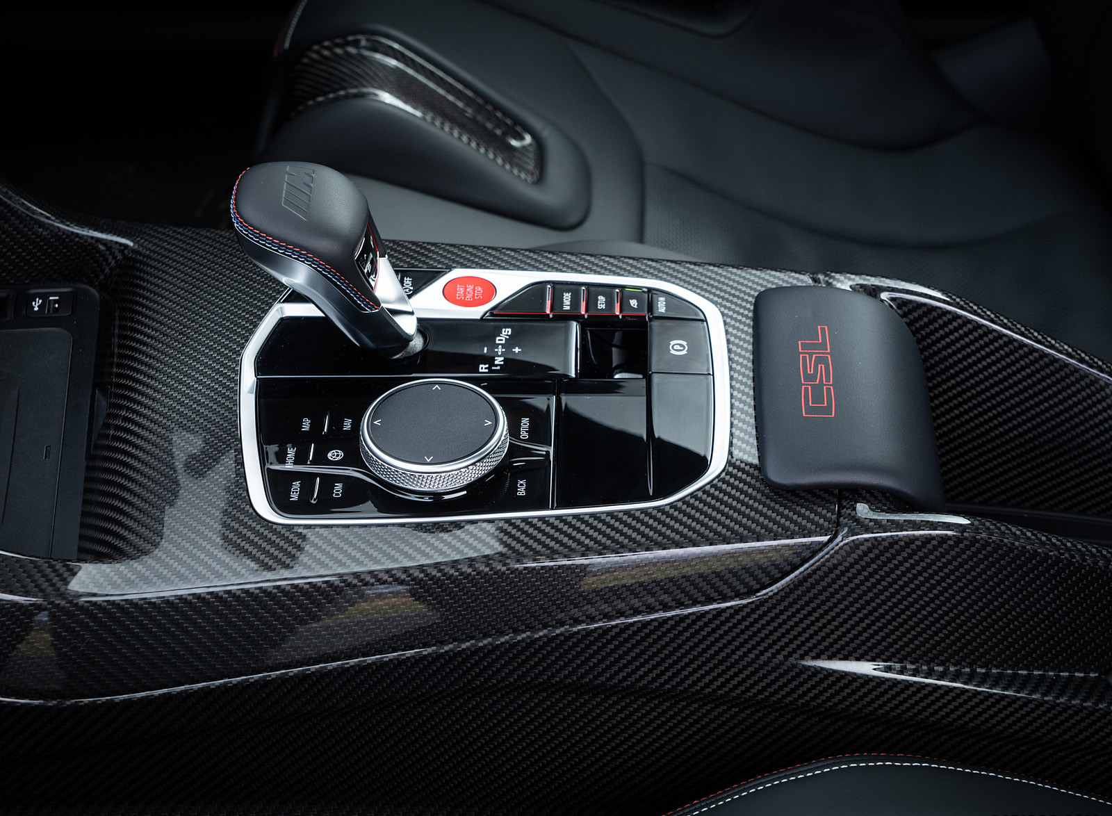 2023 BMW M4 CSL (UK-Spec) Central Console Wallpapers #46 of 46