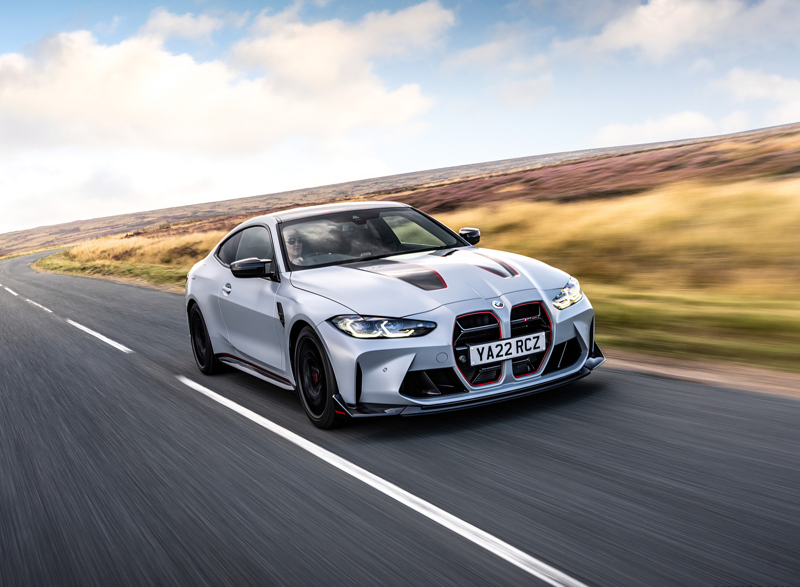 2023 BMW M4 CSL (UK-Spec) Front Three-Quarter Wallpapers (9)