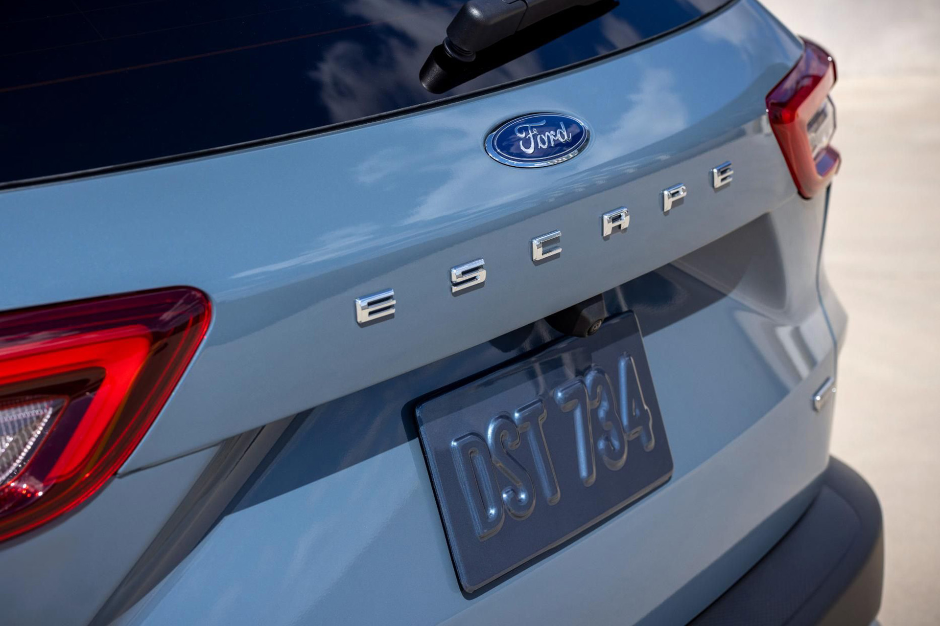 2023 Ford Escape Plug-In Hybrid Detail Wallpapers #9 of 9