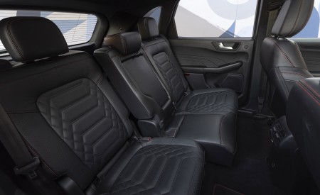 2023 Ford Escape ST-Line Elite Interior Rear Seats Wallpapers 450x275 (21)