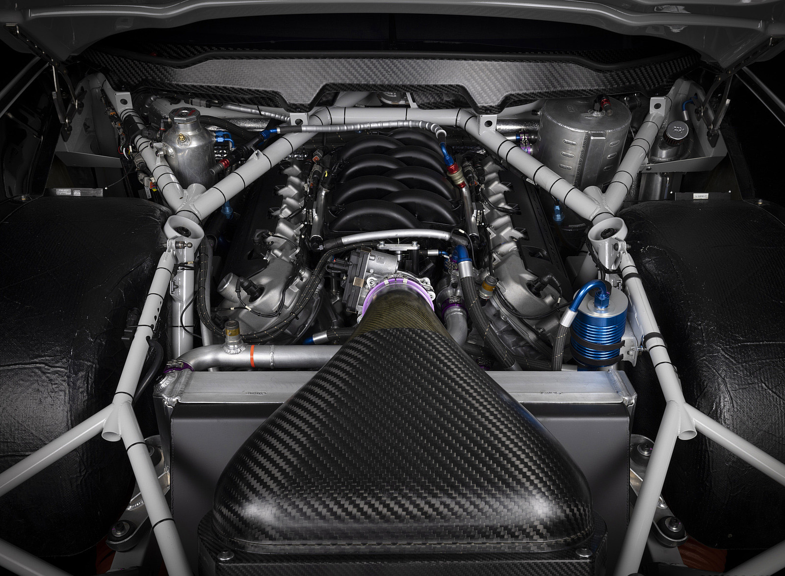 2023 Ford Mustang GT Gen3 Supercar Engine Wallpapers (10)