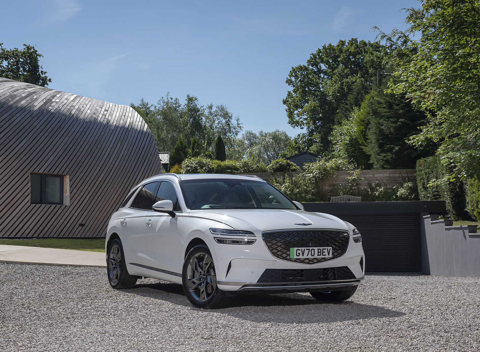 2023 Genesis Electrified GV70 (UK-Spec) Front Three-Quarter Wallpapers #23 of 106