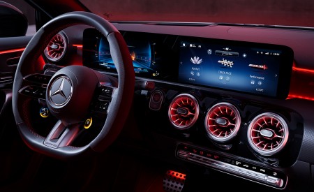2023 Mercedes-AMG A 35 4MATIC Interior Wallpapers 450x275 (8)