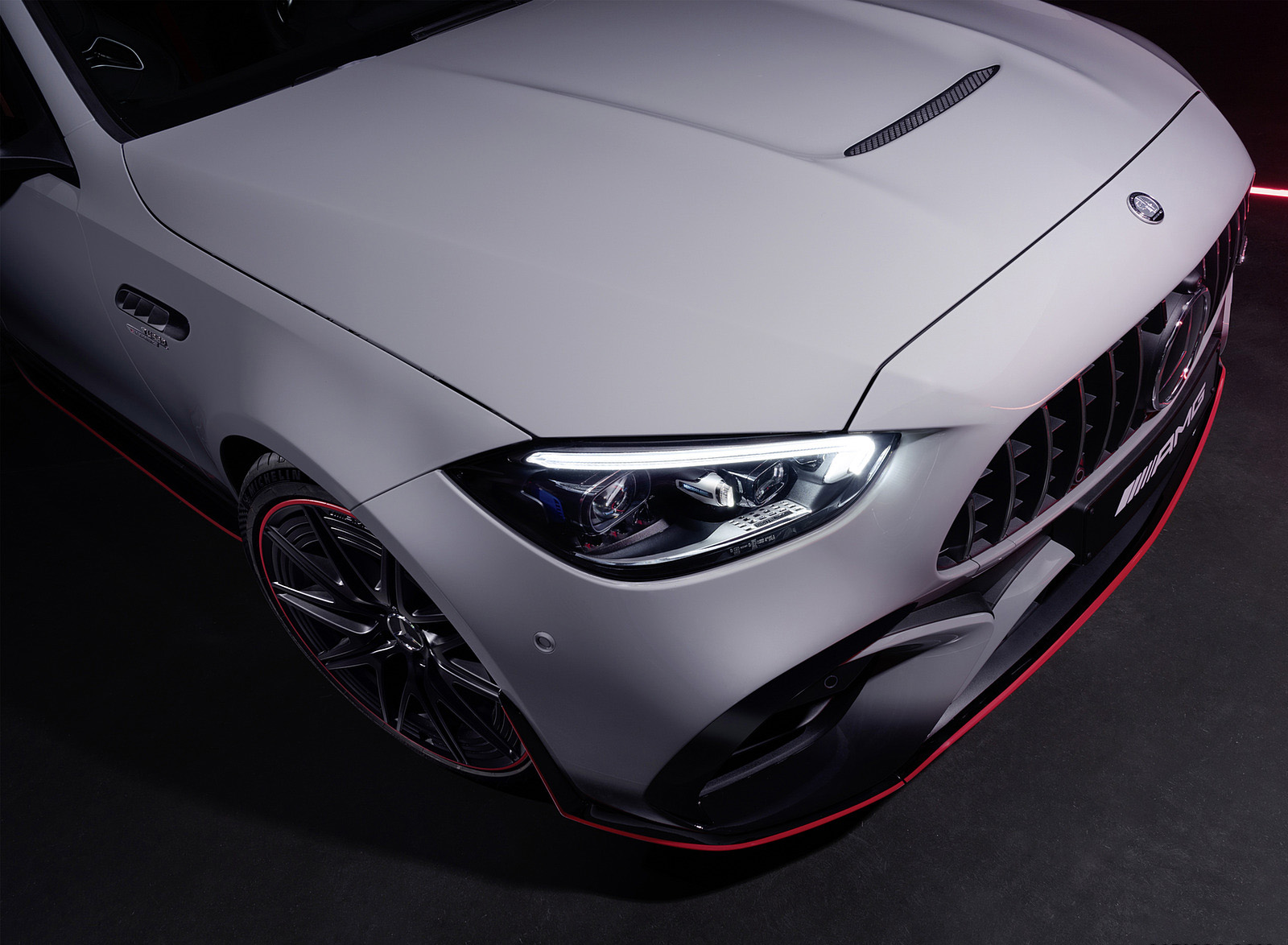2023 Mercedes-AMG C 63 S E PERFORMANCE F1 Edition Headlight Wallpapers (7)
