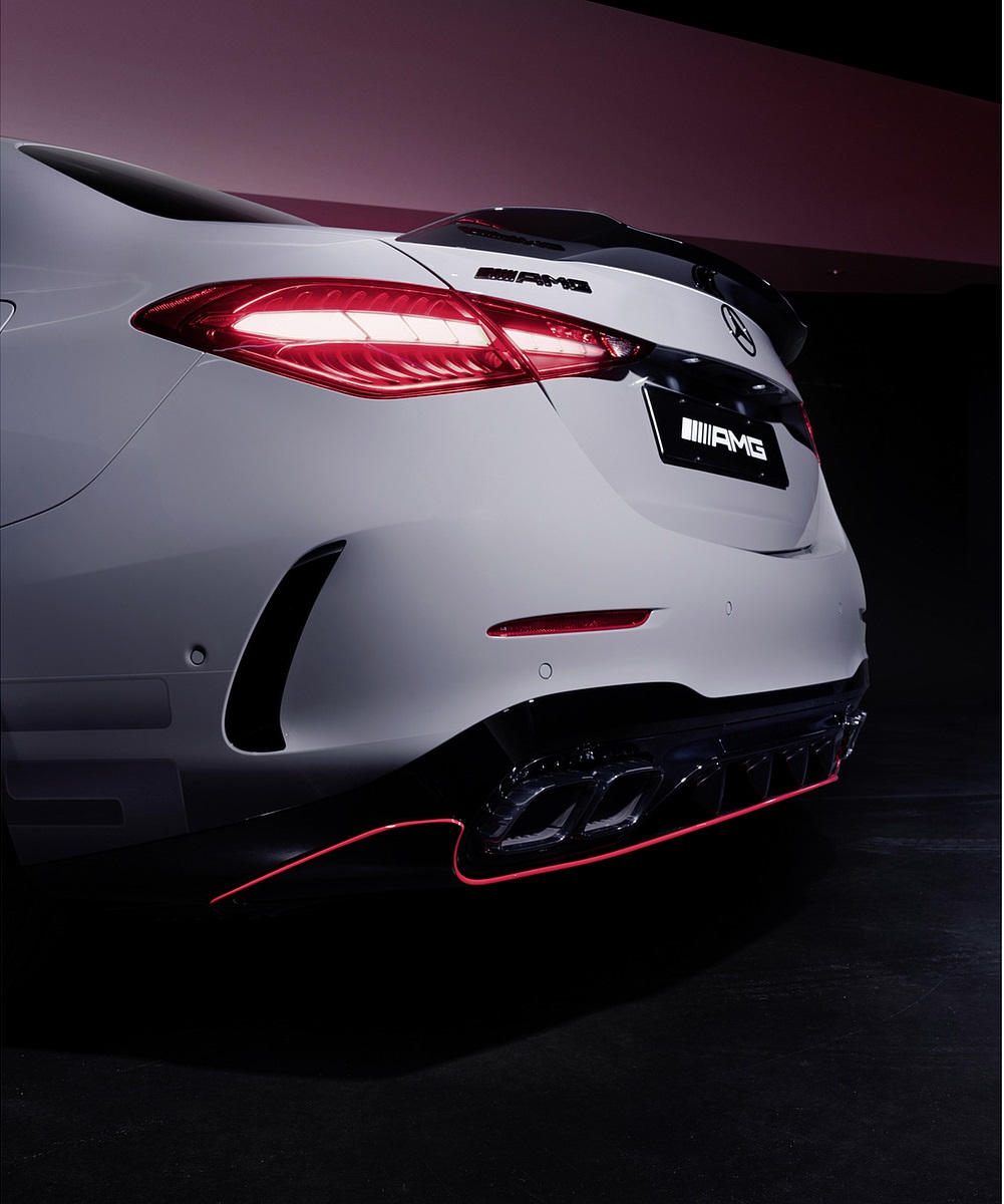 2023 Mercedes-AMG C 63 S E PERFORMANCE F1 Edition Tail Light Wallpapers #11 of 12