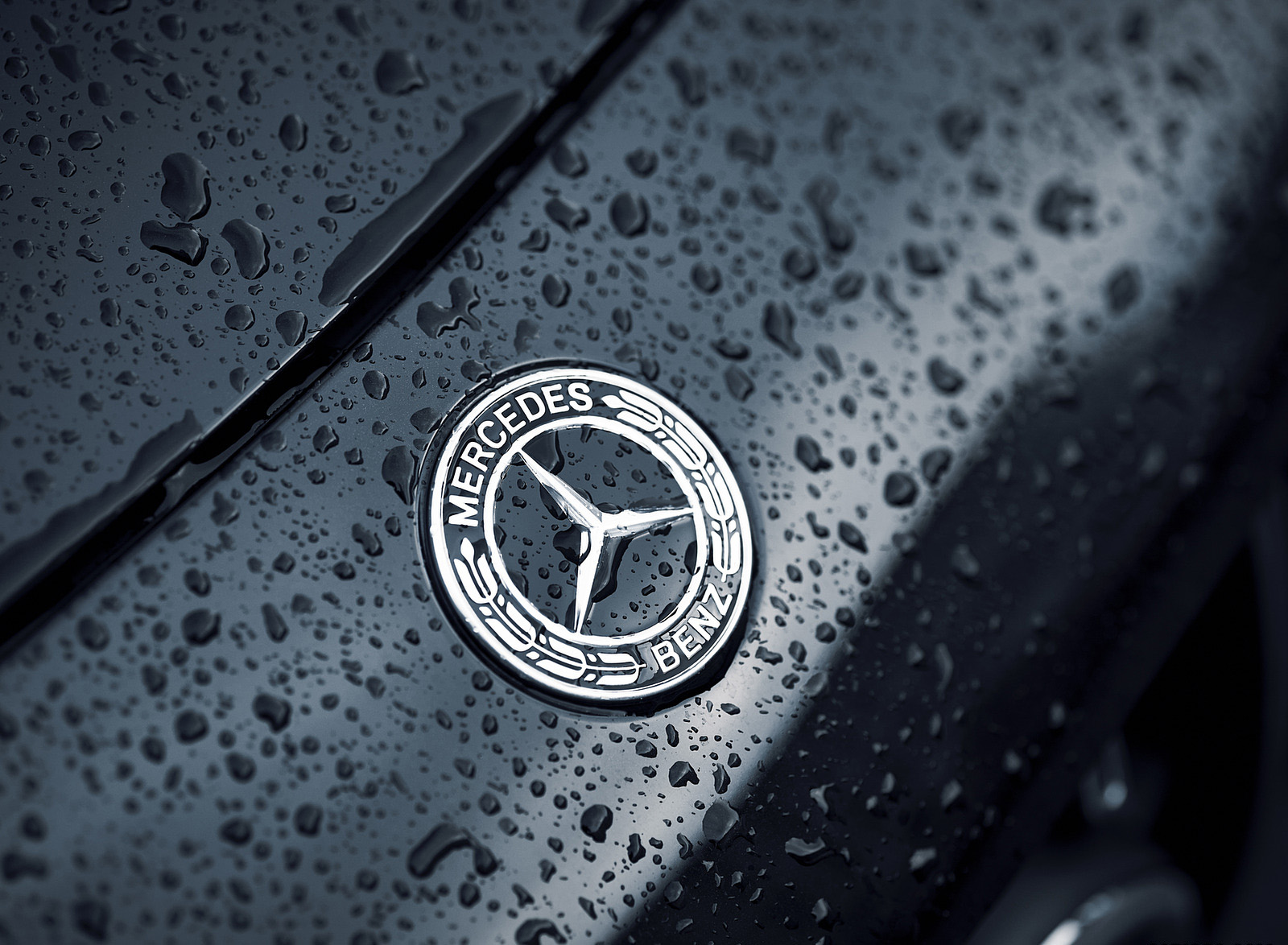 2023 Mercedes-AMG GT 63 S E Performance 4-door (UK-Spec) Badge Wallpapers #27 of 40