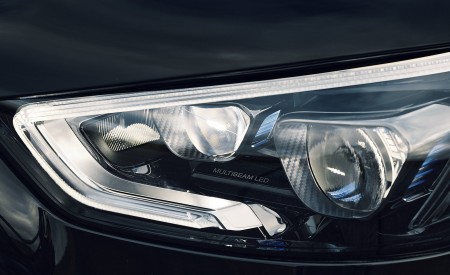 2023 Mercedes-AMG GT 63 S E Performance 4-door (UK-Spec) Headlight Wallpapers 450x275 (26)