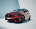 2023 Mercedes-Benz B-Class B 250 e (Color: Patagonia Red MANUFAKTUR) Front Wallpapers 150x120