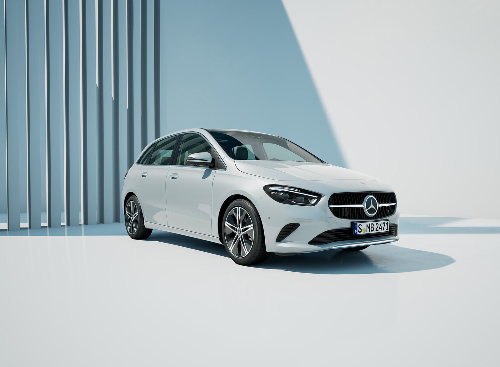 2023 Mercedes-Benz B-Class (Color: Digital White) Front Three-Quarter Wallpapers (6)
