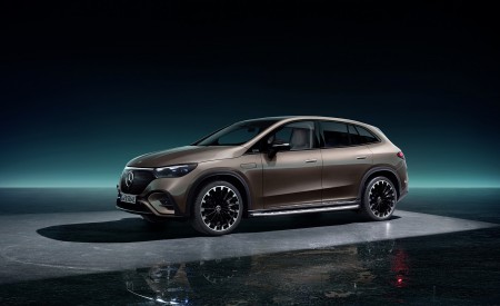 2023 Mercedes-Benz EQE SUV AMG Line Night Package (Color: Velvet Brown Metallic) Front Three-Quarter Wallpapers 450x275 (39)