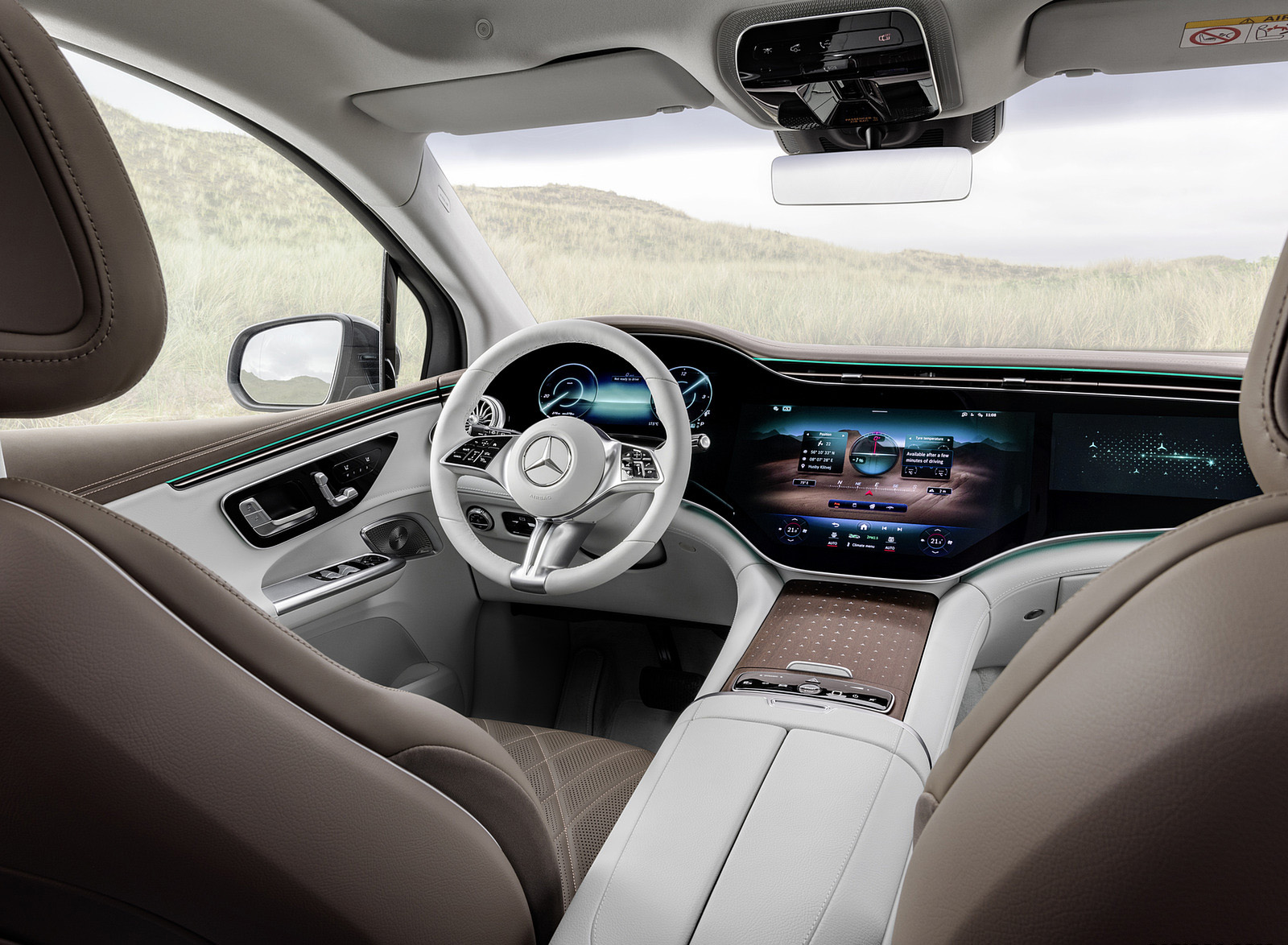 2023 Mercedes-Benz EQE SUV AMG Line Night Package (Color: Velvet Brown Metallic) Interior Wallpapers #37 of 52