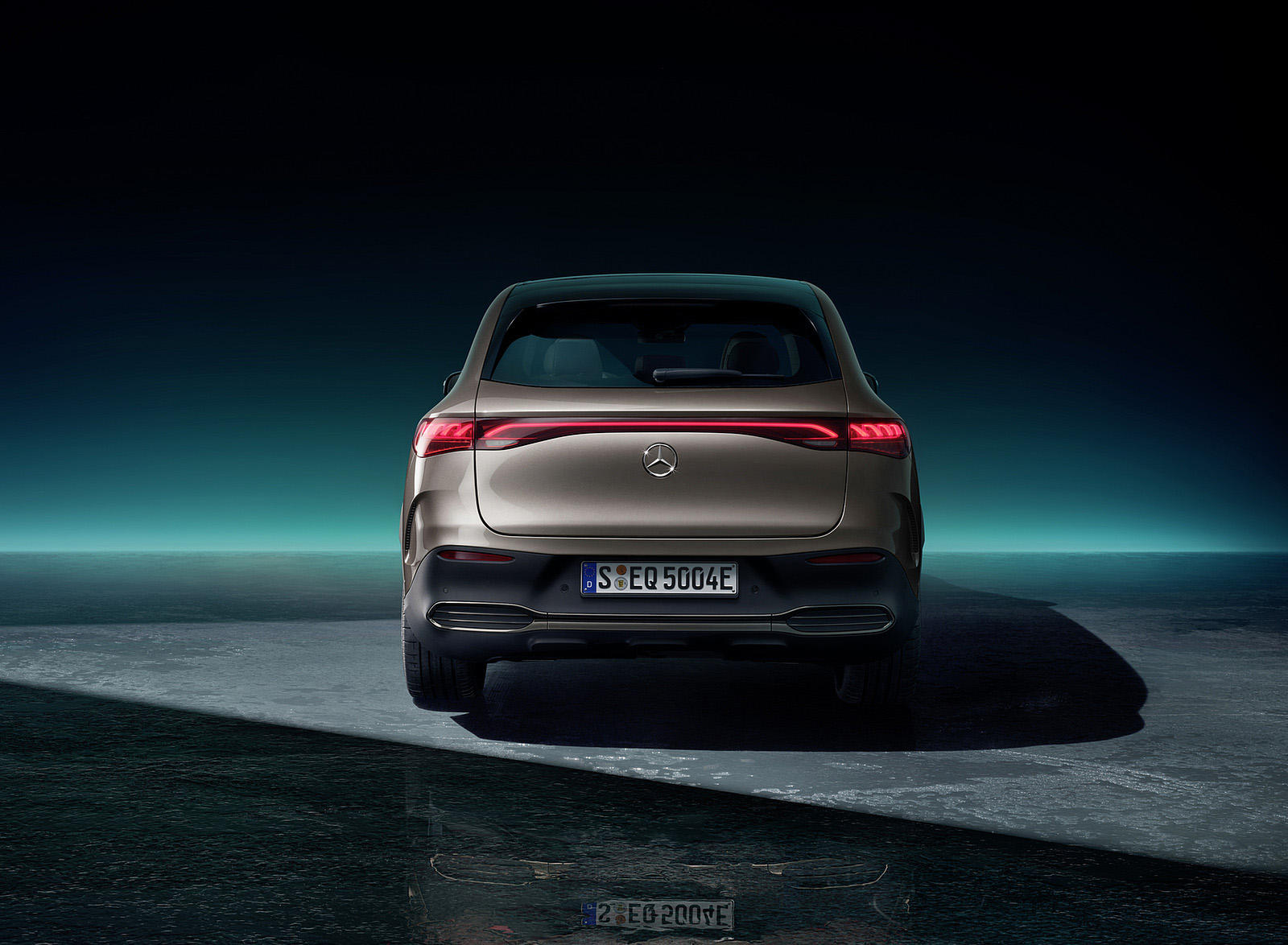 2023 Mercedes-Benz EQE SUV AMG Line Night Package (Color: Velvet Brown Metallic) Rear Wallpapers #43 of 52