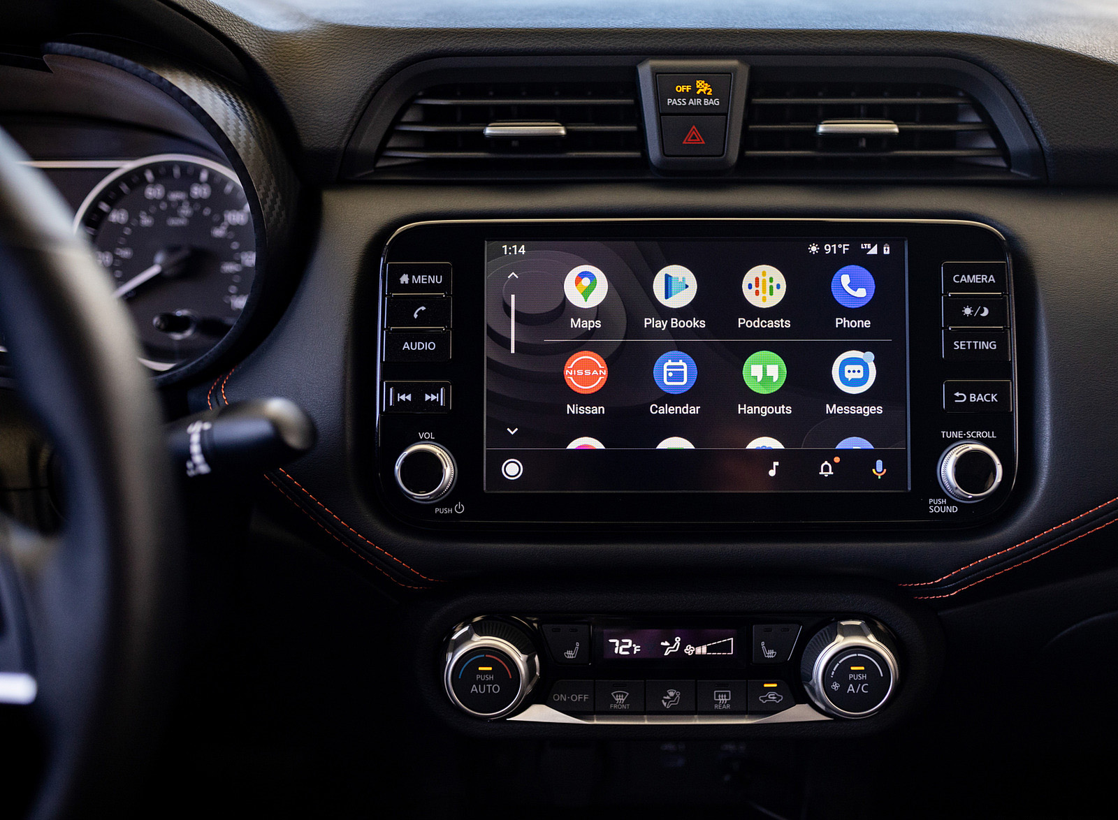 2023 Nissan Versa Central Console Wallpapers #30 of 34