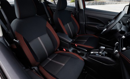 2023 Nissan Versa Interior Front Seats Wallpapers 450x275 (33)