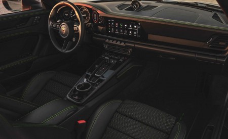 2023 Porsche 911 Carrera T (Color: GT Silver Metallic) Interior Wallpapers 450x275 (184)