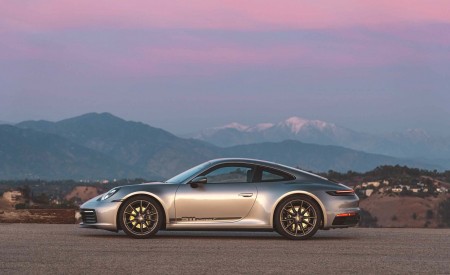 2023 Porsche 911 Carrera T (Color: GT Silver Metallic) Side Wallpapers 450x275 (170)