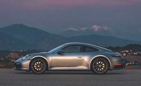 2023 Porsche 911 Carrera T (Color: GT Silver Metallic) Side Wallpapers 450x275 (171)