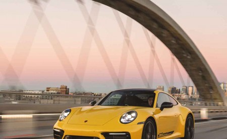 2023 Porsche 911 Carrera T (Color: Racing Yellow) Front Three-Quarter Wallpapers 450x275 (28)