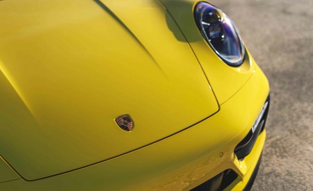 2023 Porsche 911 Carrera T (Color: Racing Yellow) Hood Wallpapers 450x275 (69)