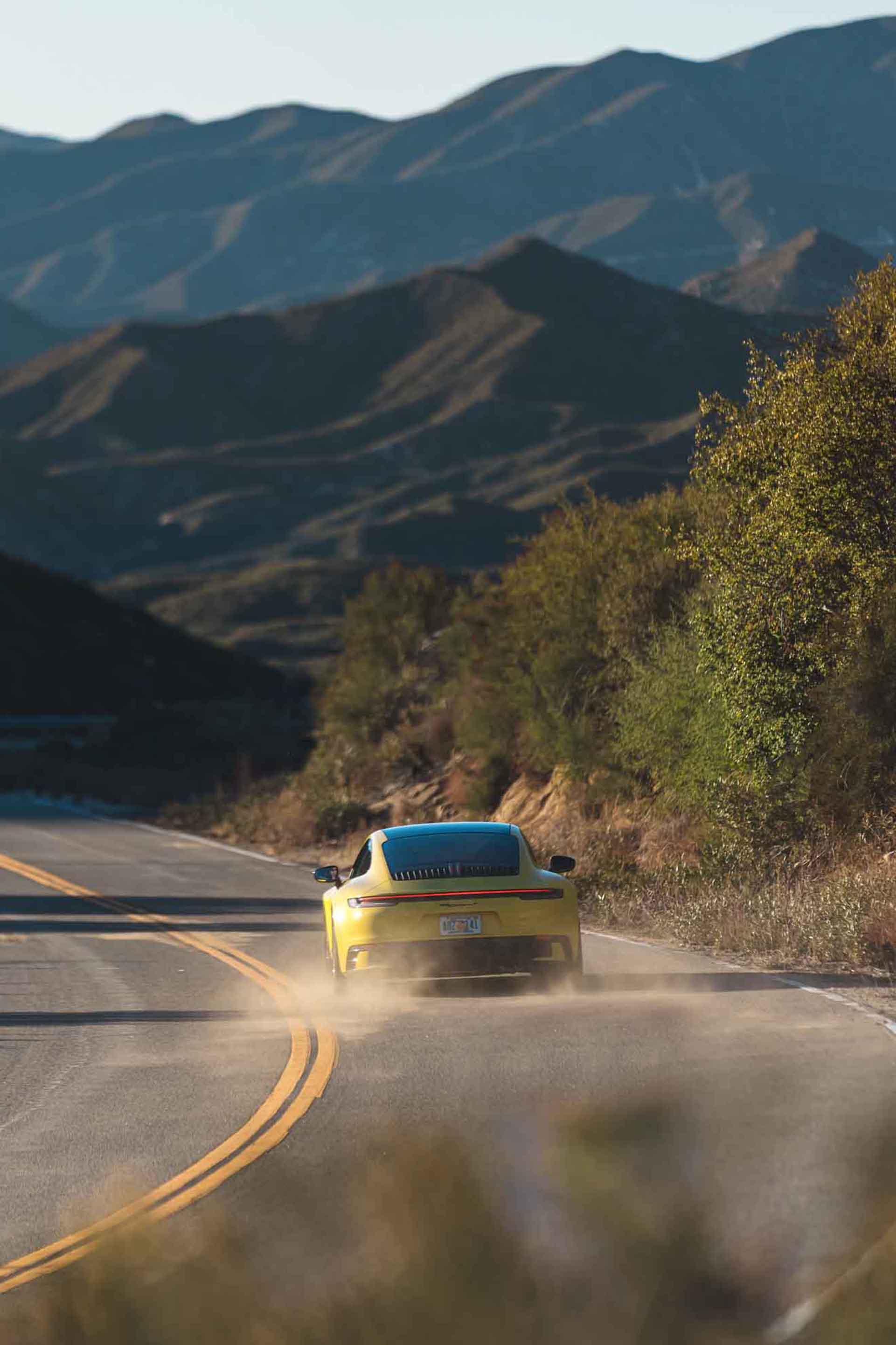 2023 Porsche 911 Carrera T (Color: Racing Yellow) Rear Wallpapers #52 of 192