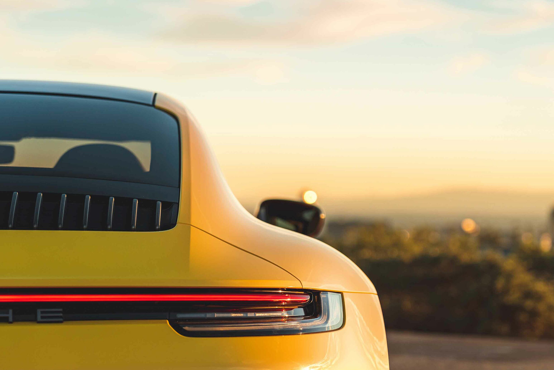 2023 Porsche 911 Carrera T (Color: Racing Yellow) Tail Light Wallpapers #78 of 192