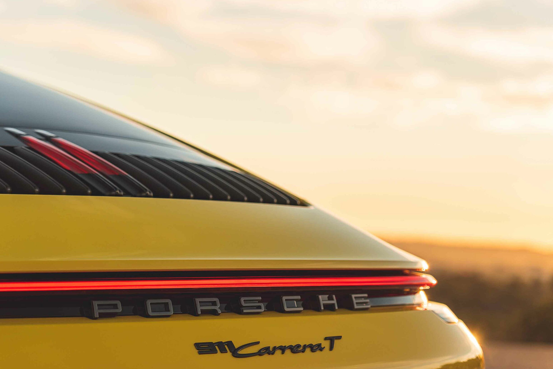 2023 Porsche 911 Carrera T (Color: Racing Yellow) Tail Light Wallpapers #79 of 192