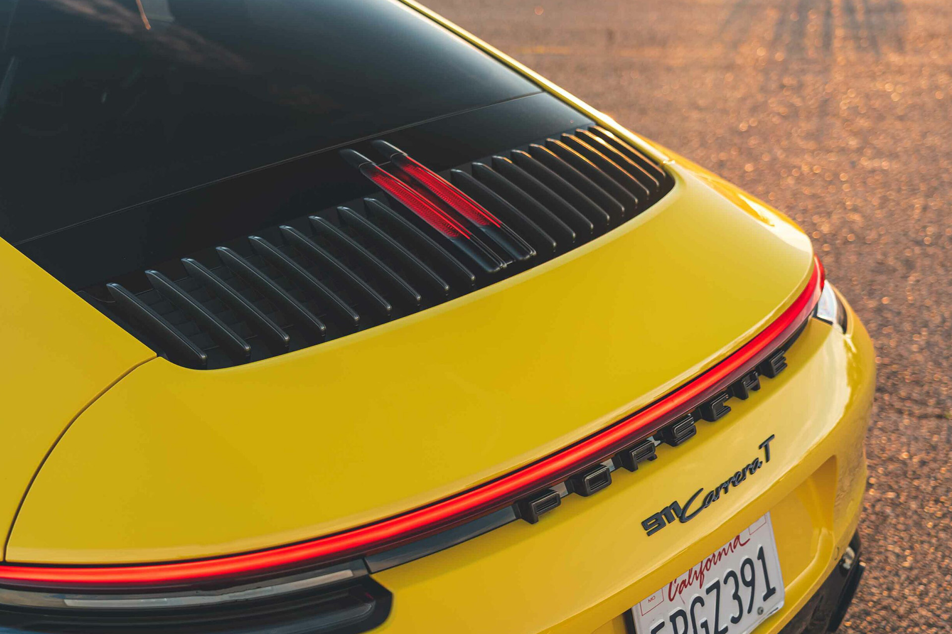 2023 Porsche 911 Carrera T (Color: Racing Yellow) Tail Light Wallpapers #80 of 192