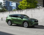 2023 Toyota Highlander Limited AWD 2.4-Liter Turbo (Color: Cypress Green) Front Three-Quarter Wallpapers 150x120 (7)