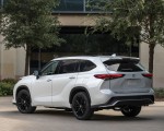 2023 Toyota Highlander XSE AWD 2.4-Liter Turbo (Color: Wind Chill Pearl) Rear Three-Quarter Wallpapers 150x120 (26)