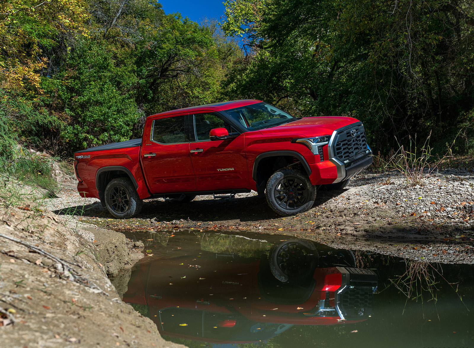 2023 Toyota Tundra TRD with Lift Kit Front Three-Quarter Wallpapers (10)