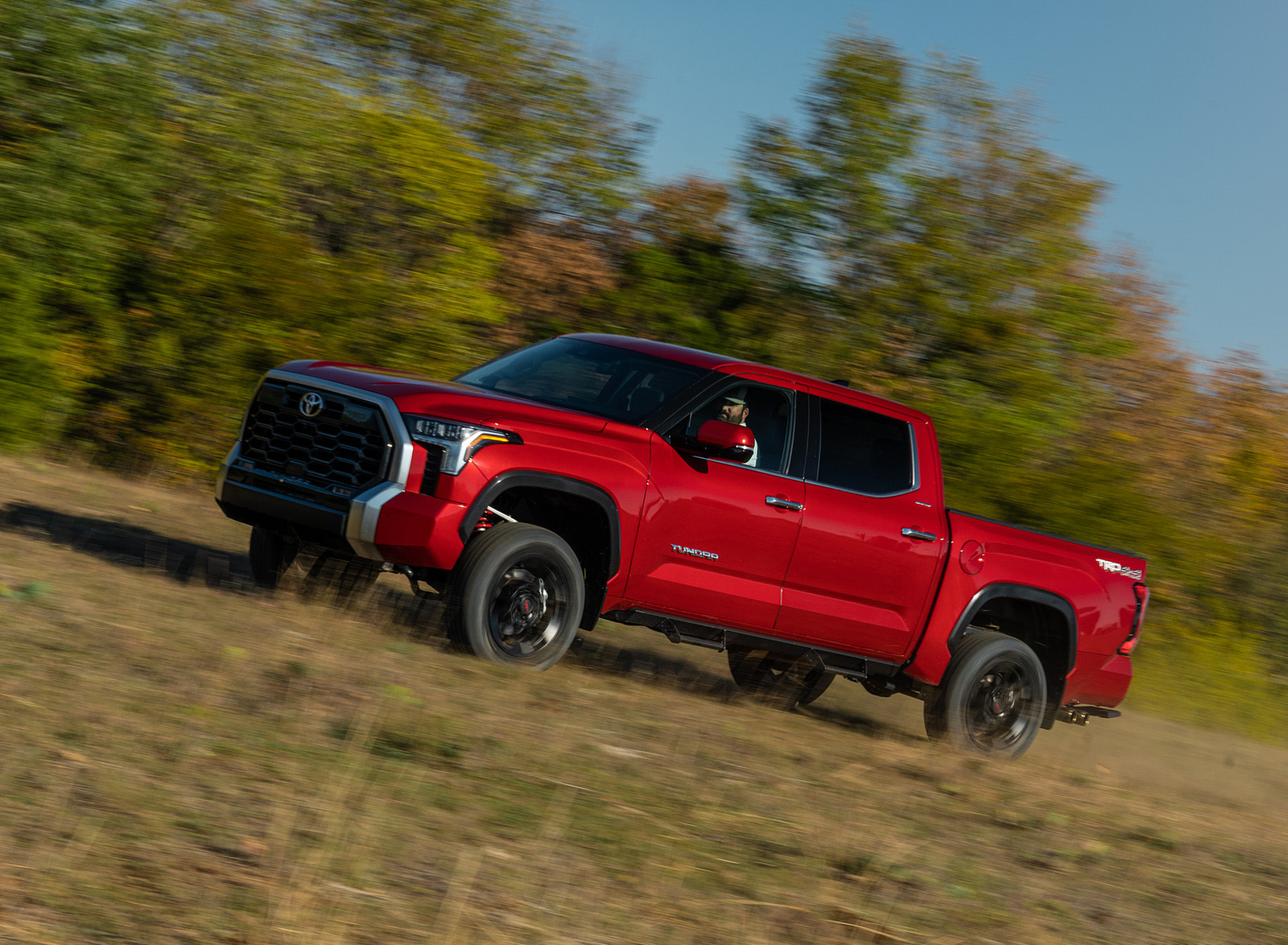 2023 Toyota Tundra TRD with Lift Kit Front Three-Quarter Wallpapers #1 of 13