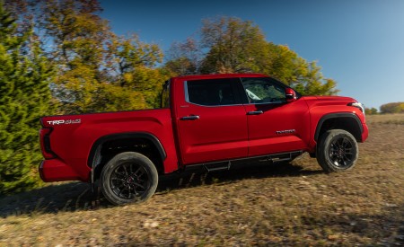 2023 Toyota Tundra TRD with Lift Kit Side Wallpapers 450x275 (2)